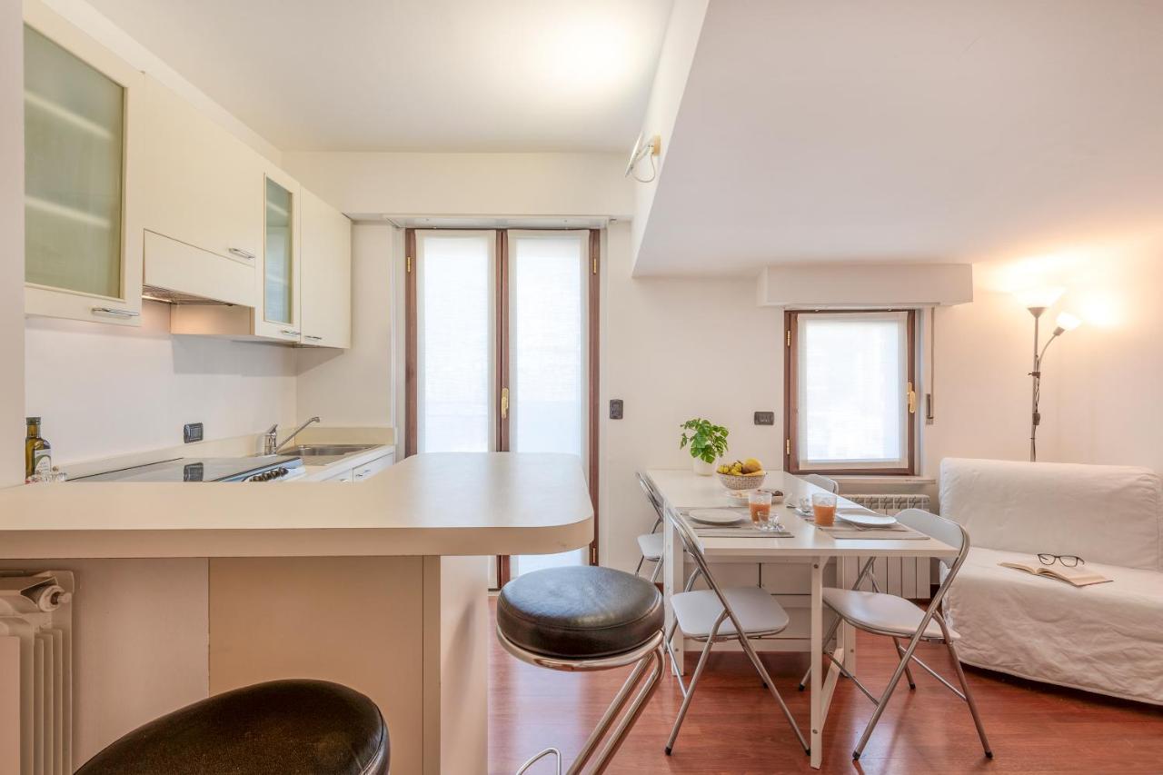 Appartamento Ferrucci, 6 - Monolocale Al Settimo Cielo Milano Esterno foto