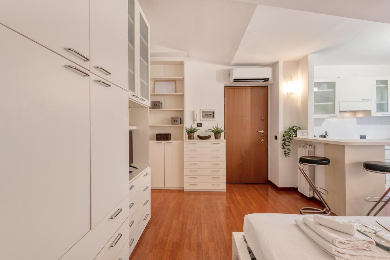 Appartamento Ferrucci, 6 - Monolocale Al Settimo Cielo Milano Esterno foto